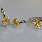 Срібний набір з золотими пластинами