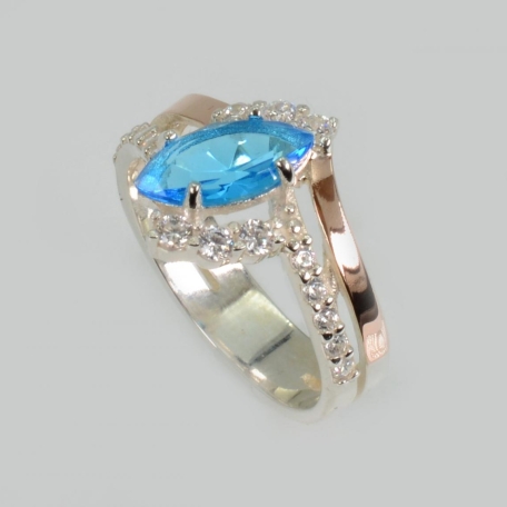 Срібна каблучка з золотими вставками