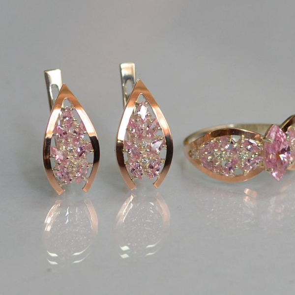 Срібний набір з золотими пластинами