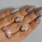 Срібний набір з золотими пластинами