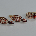 Срібний набір з золотими пластинами