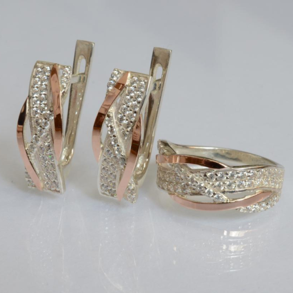 Срібний набір з золотими пластинами