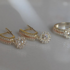 Срібний набір з золотими пластинами