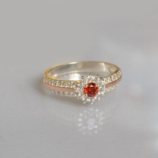 Серебряное кольцо с золотыми вставками