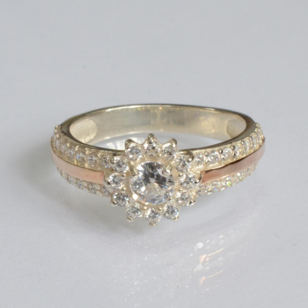 Серебряное кольцо с золотыми вставками