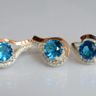 Срібний набір з золотими пластинами