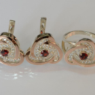 Срібний набір з золотими пластинами