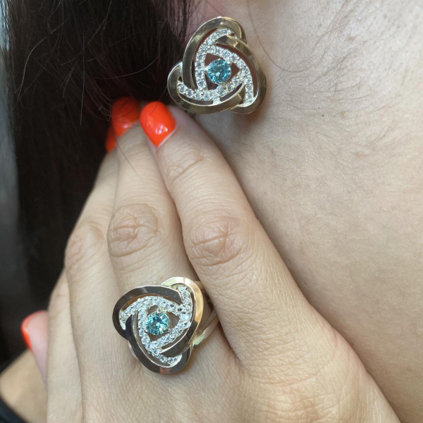 Серебряные серьги с золотыми пластинами