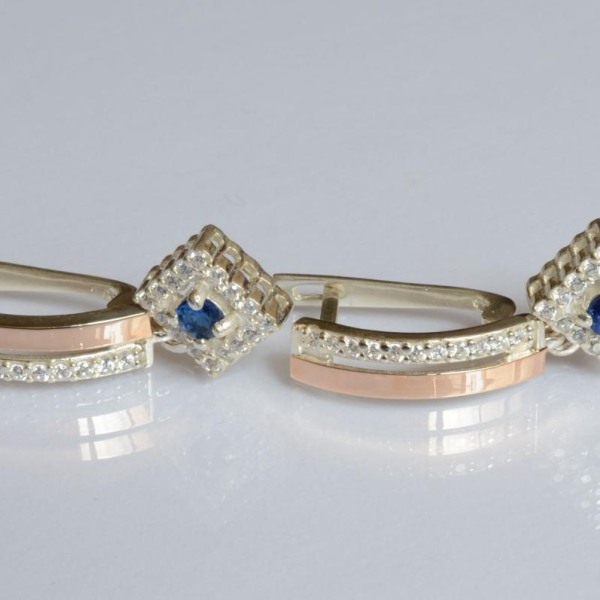 Срібні сережки з золотими пластинами