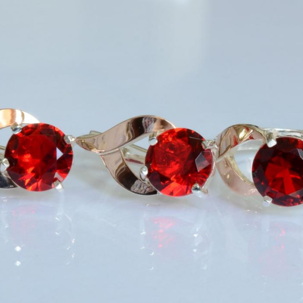 Срібний набір з золотими пластинами