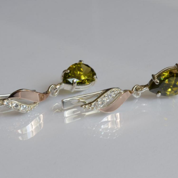 Срібні сережки з золотими пластинами