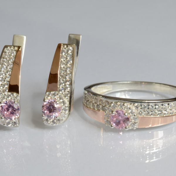 Срібний набір з золотими пластинами