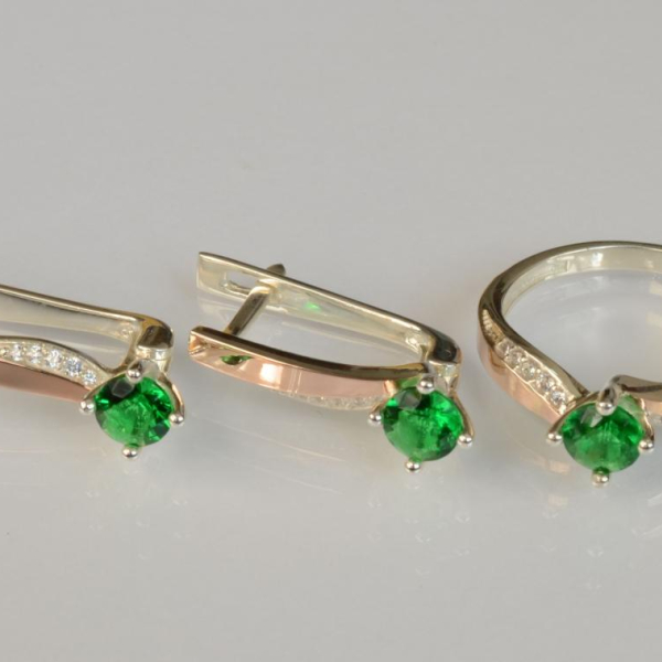 Серебряный набор с золотыми пластинами