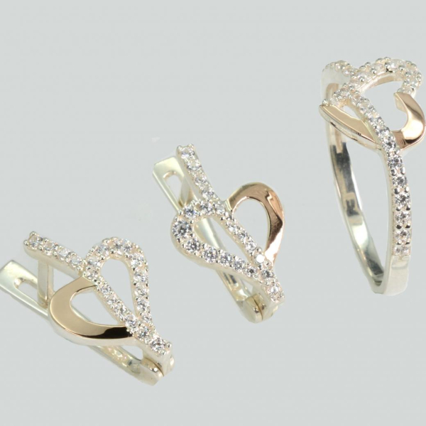 Срібний набір з золотими пластинами