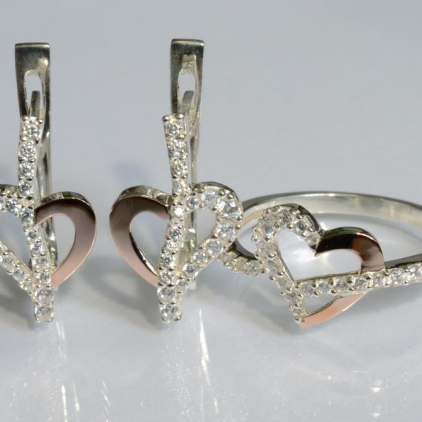 Срібний набір з золотими пластинами