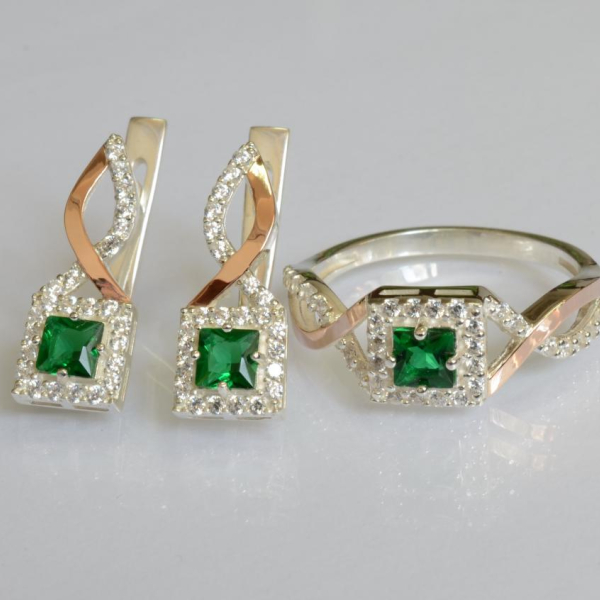 Серебряный набор с золотыми пластинами