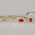 Срібний набір з золотими пластинами