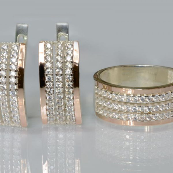 Серебряный набор с золотыми пластинами