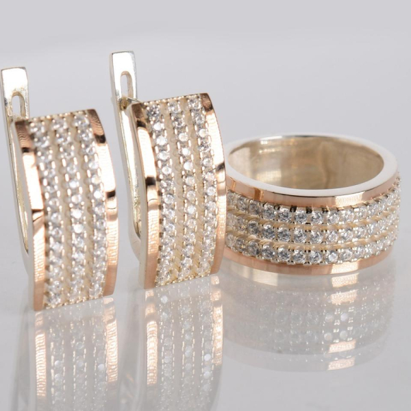 Серебряный набор с золотыми пластинами