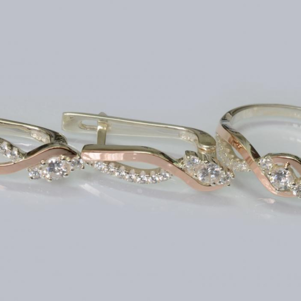 Серебряный набор с золотыми пластинами