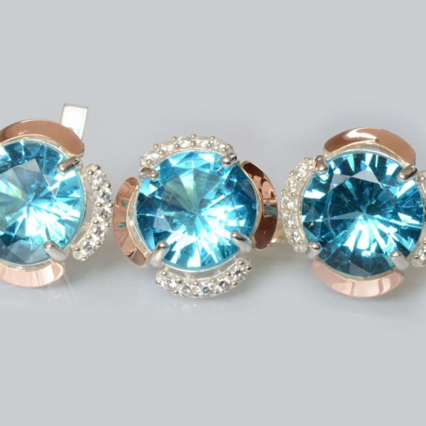 Серебряный набор с золотыми пластинами