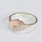 Срібна каблучка з золотими вставками