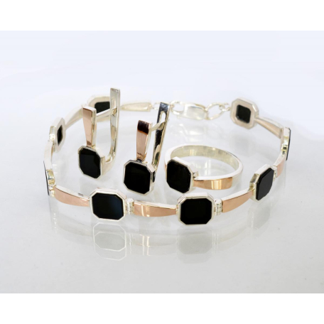 Серебряный набор(браслет, серьги, кольцо) с ониксом