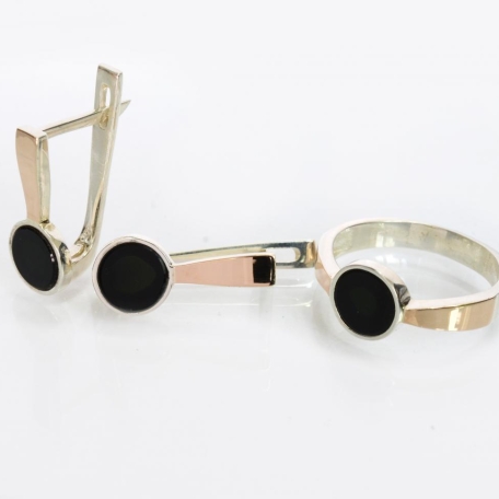 Срібний гарнітур з онікосм