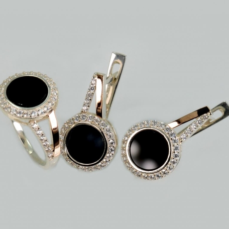 Срібний набір з золотими пластинами