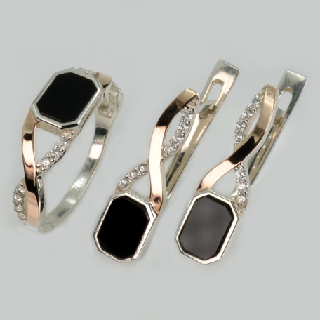 Срібний набір з золотими пластинами