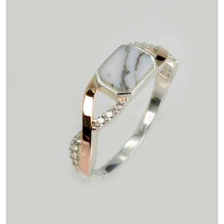 Серебряное кольцо с агатом