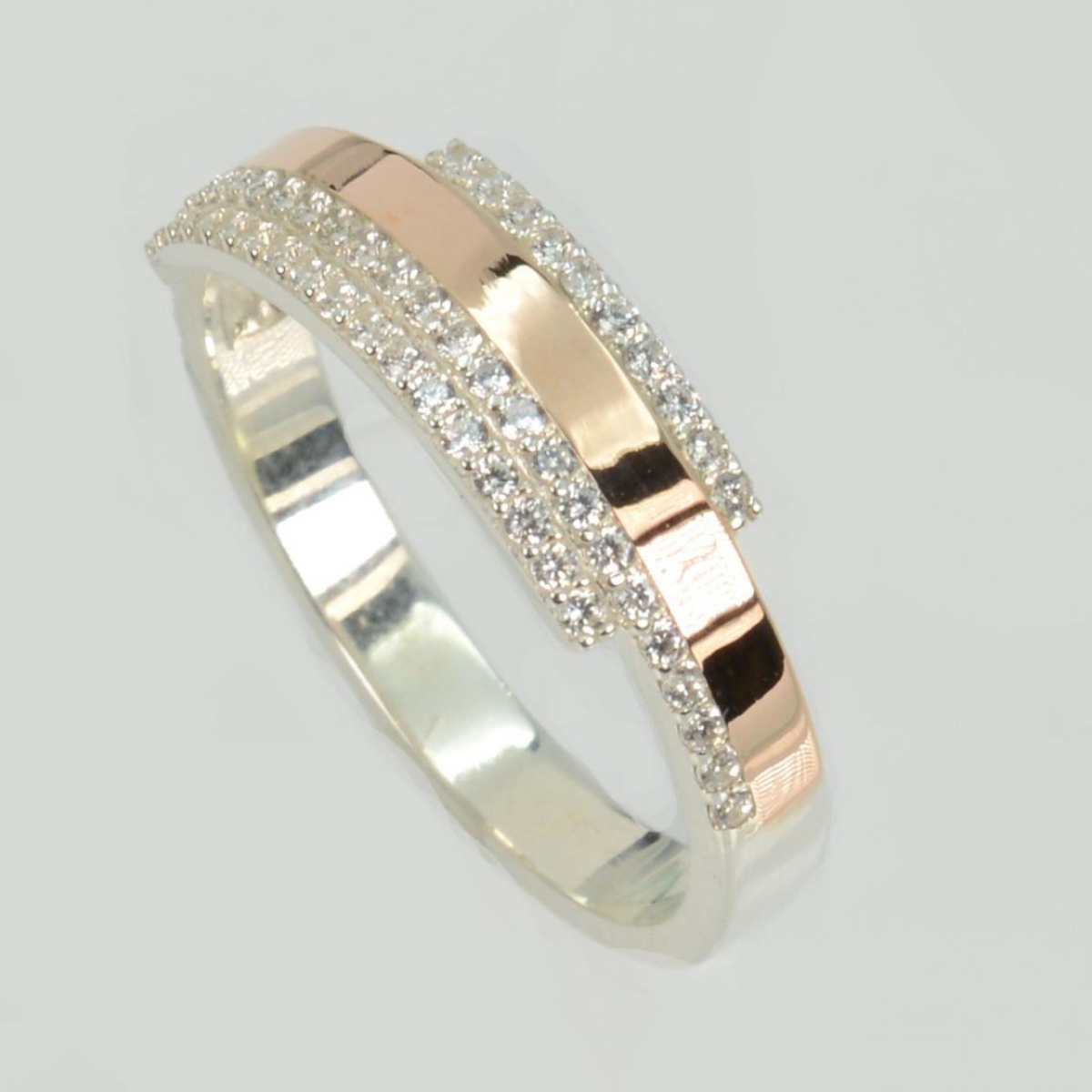 Срібна каблучка