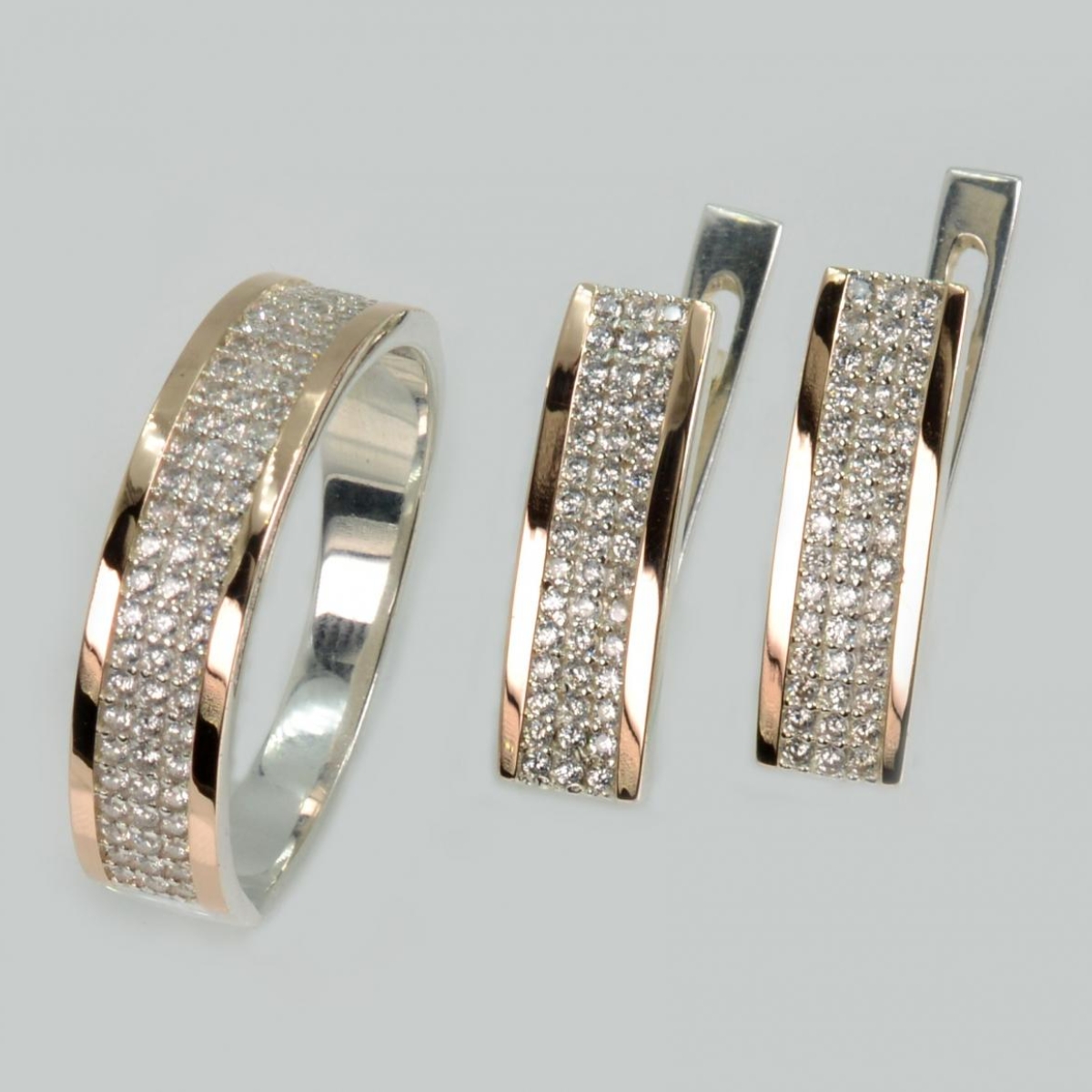 Серебряный набор с золотими пластинами