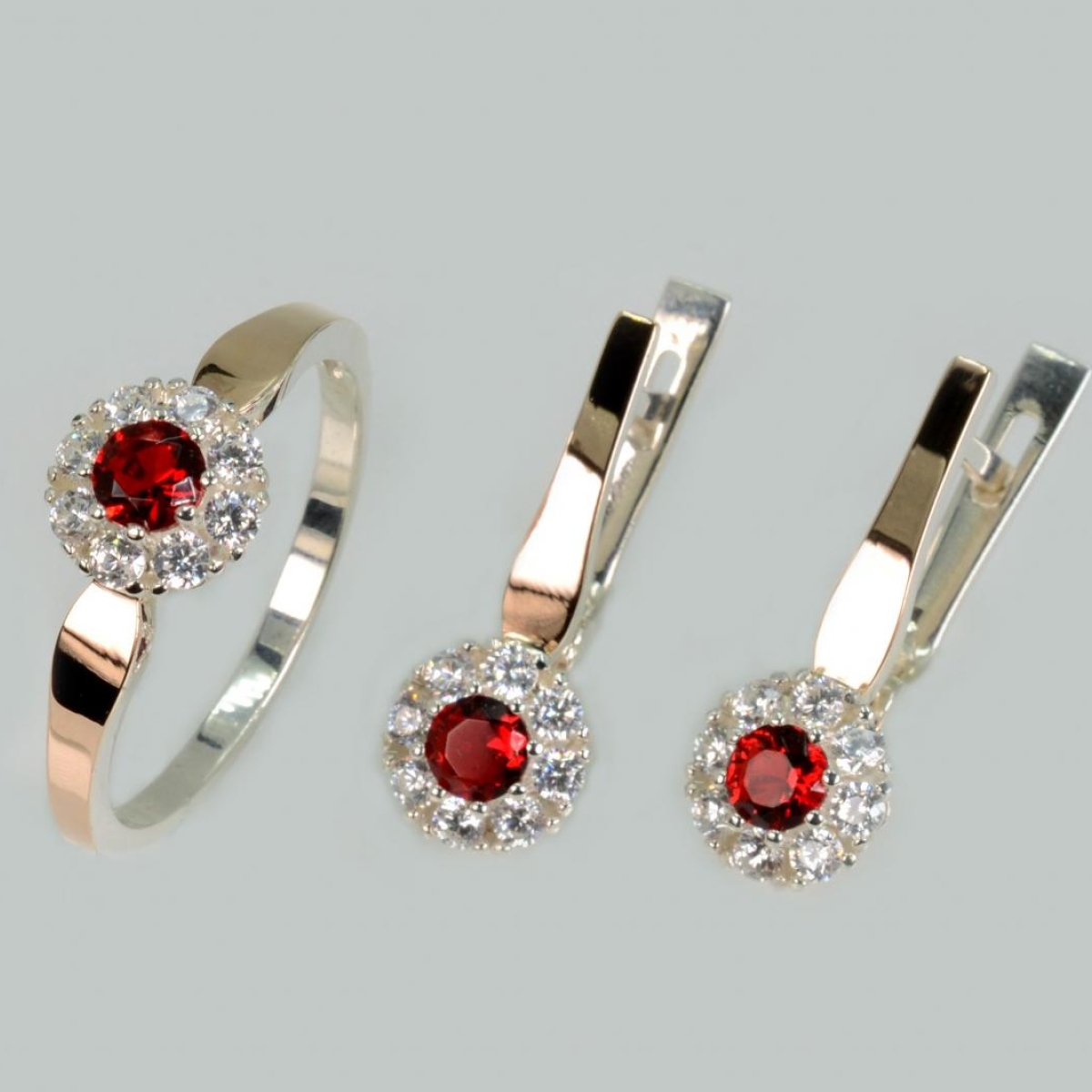 Серебряный набор с золотими пластинами