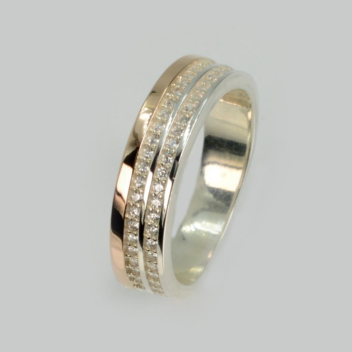 Срібна каблучка