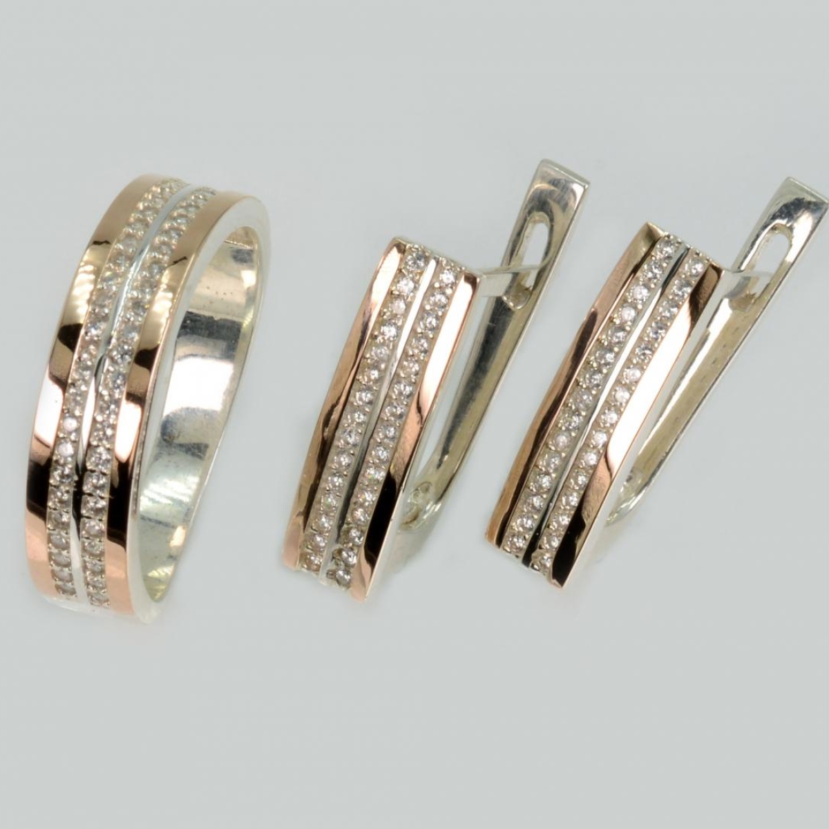 Серебряный набор с золотими пластинами