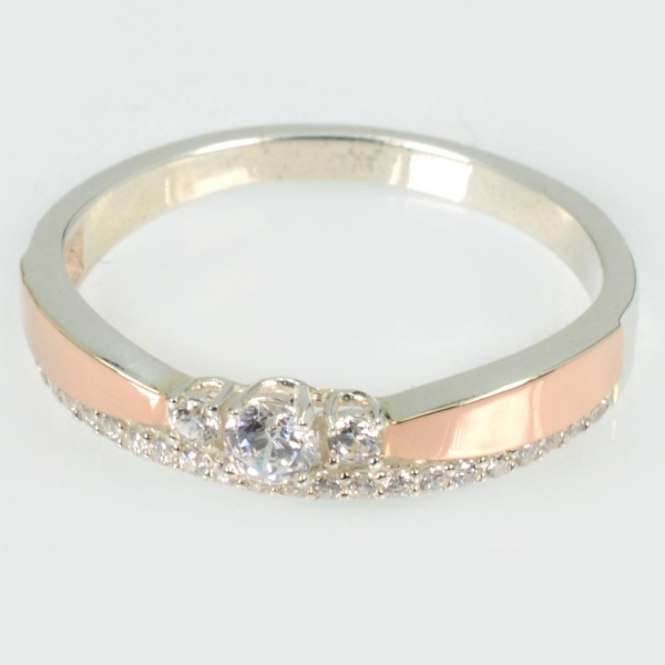 Серебряное кольцо с золотыми вставками