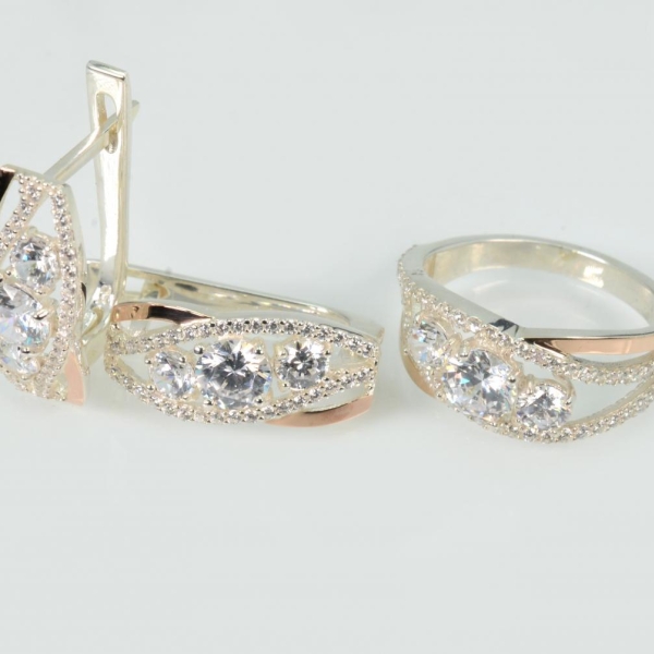 Срібний набір з золотими пластинами