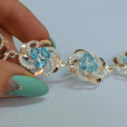 Серебряный браслет с золотыми вставками