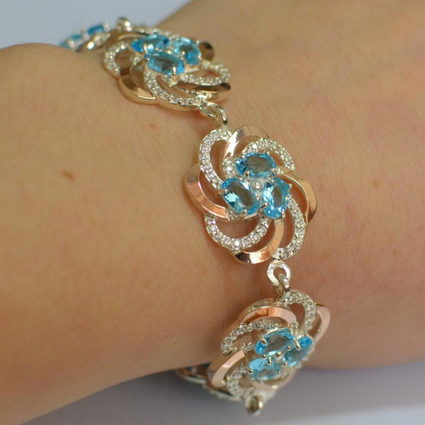 Серебряный браслет с золотыми вставками