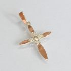 Срібних хрестик з золотими вставками