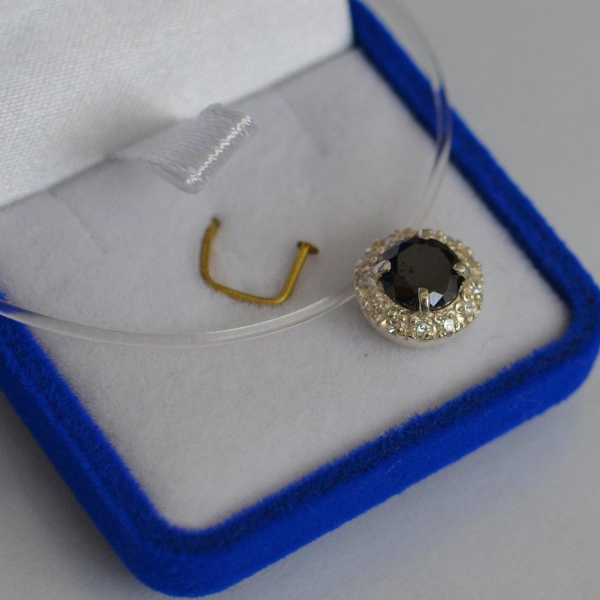 Серебряная подвеска на леске