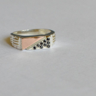 Срібний перстень з пластинами із золота