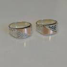 Срібний перстень  зі вставками з золота