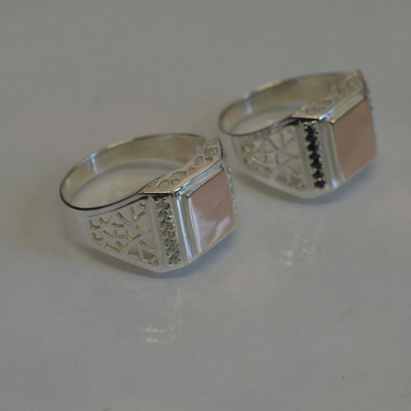 Срібний перстень  зі вставками з золота