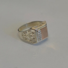 Срібний перстень з напайками із золота