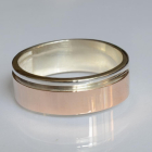 Серебряное обручальное кольцо с золотом