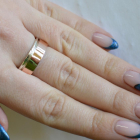 Серебряное обручальное кольцо с золотом