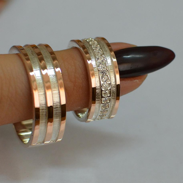 Пара обручок зі срібла