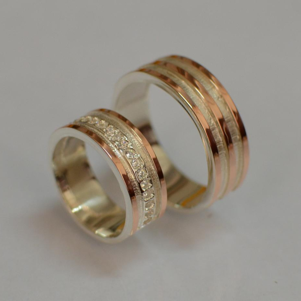 Пара обручок зі срібла